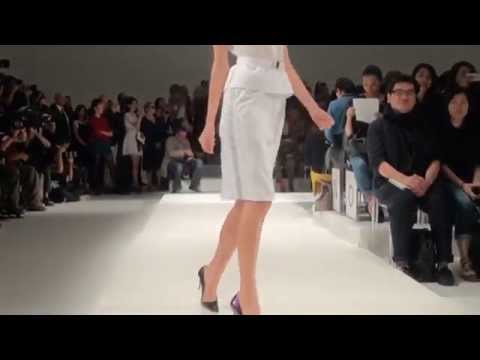 Sportmax: SS 2012 fashion show