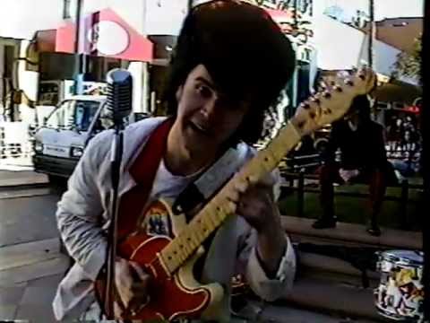 Telephone Call From Istanbul - Early Red Elvises cover of Tom Waits
