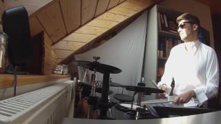 Lenny Kravitz   Pleasure and the pain