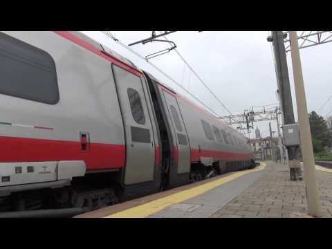 IL SALUTO DEL FRECCIARGENTO ETR. 610 IN ARRIVO A MONZA.(MI) 5 - 4 - 2016.