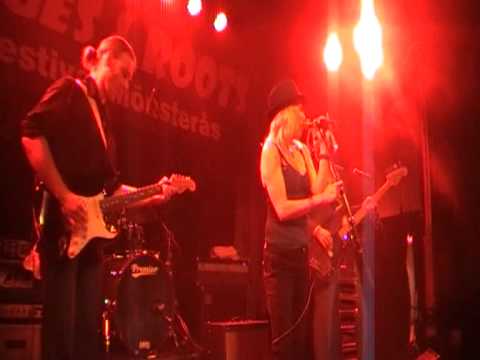 Louise Hoffsten & Wentus Blues Band @ Mönsterås Blues & Roots Festival (2010)