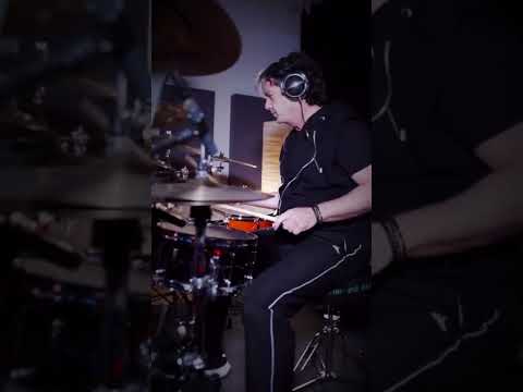 "Out of the Daylight" Mike Rutherfords "Smallcreeps Day"