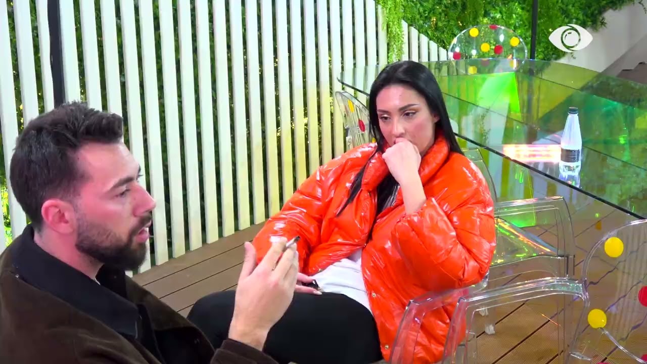 “Mbështet Malin kaq shumë…”/ Për kë po diskuton Angelo-Kristi dhe Stelina?