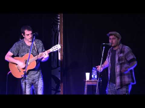 Alejandro Balbis y Sebastian Barrionuevo.- El lugar