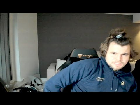 Senpai Magnus likes to play random Opening against a GM