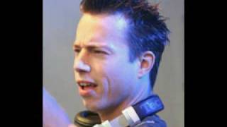 Oliver Twizt Ft Mc Roga - Do The Monkey (Bart B More Remix)