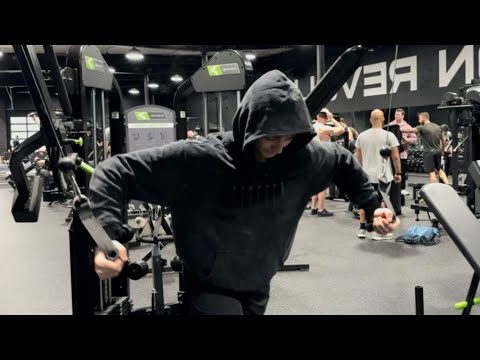 Volume Heavy Chest Day - Winter Bulk Day 78