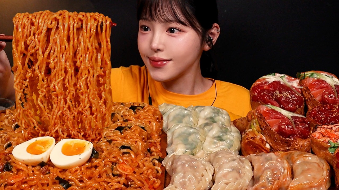 SUB)요청폭발🔥볶음너구리에 만두 대왕유부초밥 먹방! 라면 꿀조합 왔어요 Ramyeon Mukbang Asmr