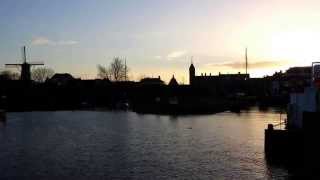 preview picture of video 'Het carillon van vestingstad Willemstad'