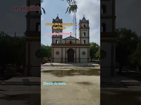 este es el parque aledaño a la parroquia de San Pedro en el piñón Magdalena