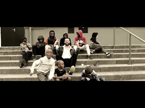 Monkeÿ - A la Maison