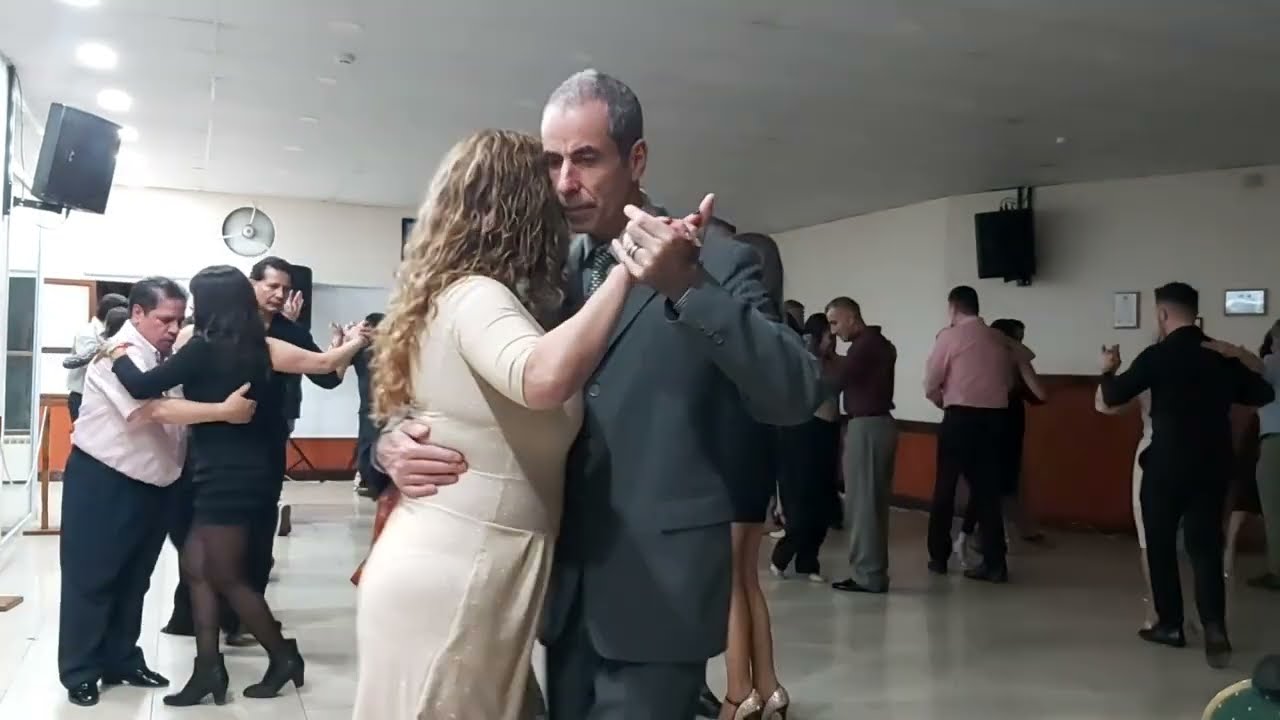 Milonga de Gala 18/05/24 "El rápido" Rodolfo Biagi 🎧TDJ Cristian Ledesma en Ushuaia