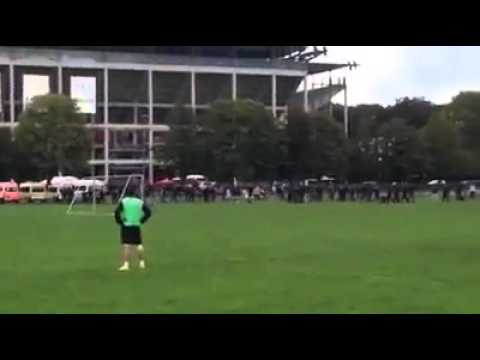 Köln Gladbach Derby Hooligan Randale Prügelei Pyro
