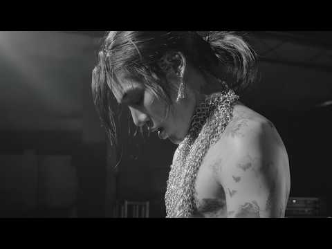 EL CAPITXN, TAEHYUN & Jeremy Zucker - Breaking Through (Official Video)