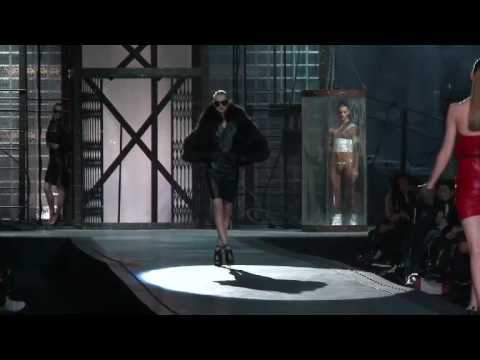 DSquared2 AW10-11 - Videofashion Daily