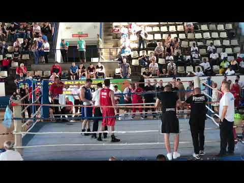 Erol özkal Akdenizde çeyrek finali aldı .