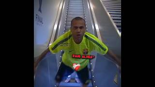 Download lagu Dani Alves refuses, but Neymar🤮 #footballshorts #football #edit #footballedit #trending mp3