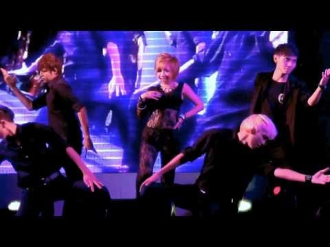 "RaTiaRa" cover Rania @ "THE MALL THAILAND INTER COVER DANCE 2013" :final round