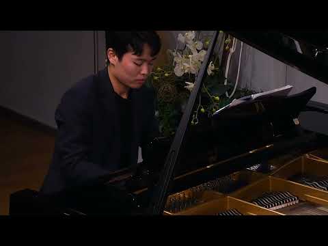Ravel: À la manière d'Emmanuel Chabrier | Bechstein Young Professionals presenting Seunghun Shin