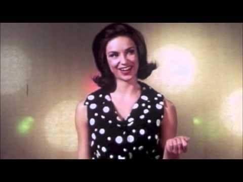 The Brunettes - The Moon In June Stuff