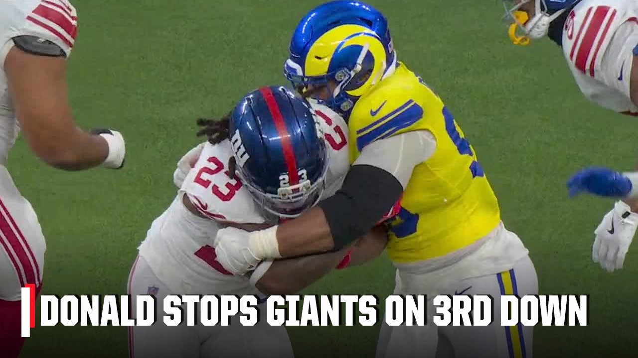 Aaron Donald stops Najee Harris on Giants’ 3rd down deep in red zone | ESPN NFL
