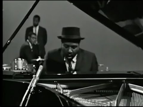 Don't Blame Me のサムネイル