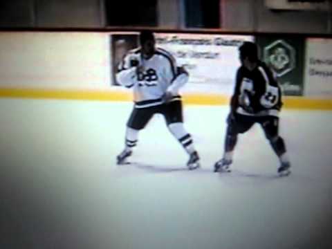 Cory Holland vs Steve Bossé