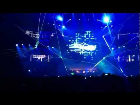 Transmission 2011: Gareth Emery plays Tiësto - Lethal Industry (HD)