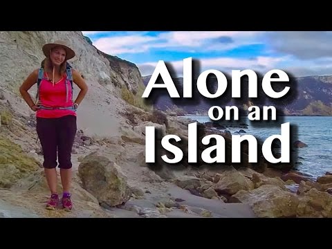 ALONE ON AN ISLAND, INVADED BY A SPANISH GALLEON! [Adventure #31]