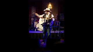 Michael Arthur Tremblay Concert ~ She Was Lookin' At Me