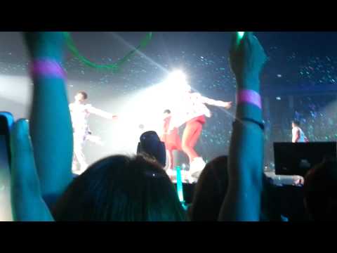 150927 SHINee WORLD IV @ Bangkok - Ready Or Not