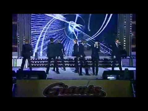 [110,402] U-KISS - 만만하니 '27