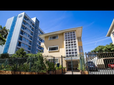 2 Bedroom Apartment in Sea Point