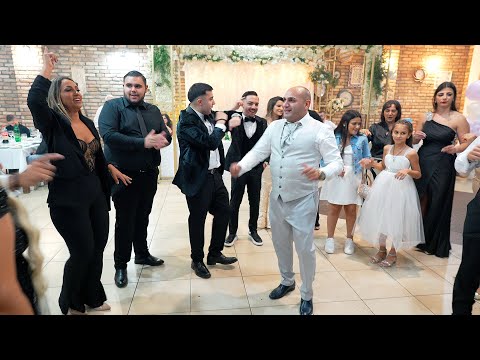 Aca Cergar i Sanjika prave haos - krstenje Viktoria, Andrea i Aleksej kod Djovanija i Petre Sid