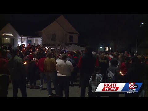Northland community gathers for vigil honoring Chris Wells after deadly neighbor dispute
