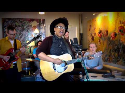 Amythyst Kiah and Her Chest of Glass - "Myth"