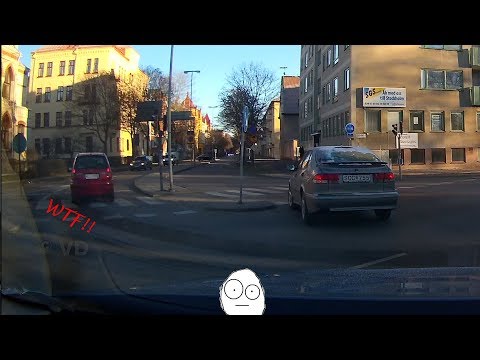 Turning into oncoming lane, just keeps driving.  *Gävle 2018-11-23*