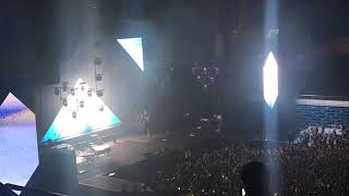 Lejos de tí - Malú - Oxígeno Tour Málaga