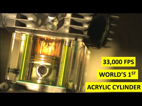 Primer motor con cilindro de acrílico