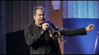 Gabriel Mark Hasselbach performs Let It Slide (official) live on the Blue Frog Concert Stage