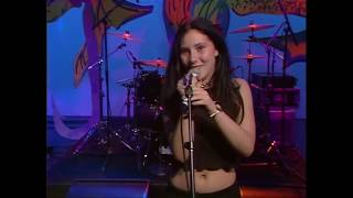 Killing Heidi - Weir - Live On The 10.30 Slot