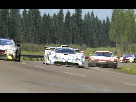 Porsche 911 GT1-98 vs Porsche RSR '17 vs BMW M8 GT3 at Highlands