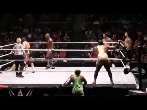 WWE LIVE MONTERREY: THE NEW DAY vs BENJAMIN & GABLE vs THE USOS