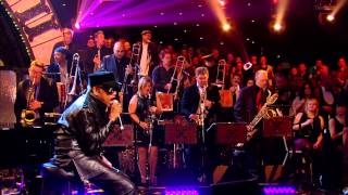 Bobby Womack - I&#39;m A Midnight Mover (Jools Annual Hootenanny 2013) HD 720p