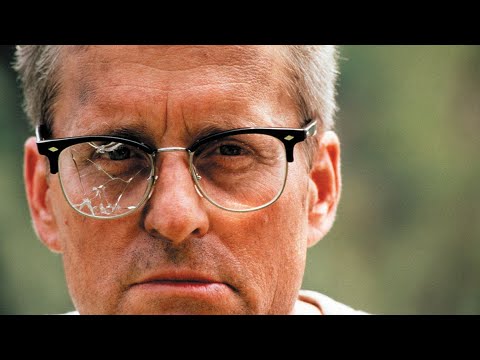 UN GIORNO DI ORDINARIA FOLLIA (Falling Down) Joel Schumacher, Michael Douglas. Robert Duvall