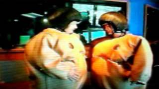 Sarah McLeod (The Superjesus) - Ugly Phil Ground Zero &quot;Sumo&quot; Interview March 98.