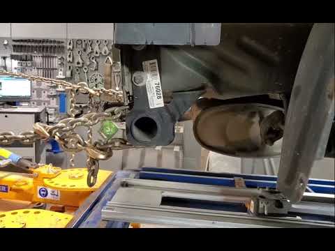 Car-O-Liner 6300 pulling rear frame rails