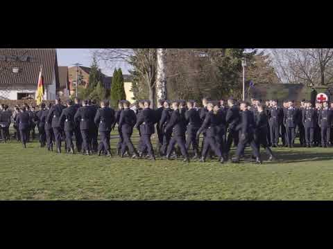 Teil 11  Gelöbnis 21.3.19 Roth.  Ausmarsch der Ehrenformation