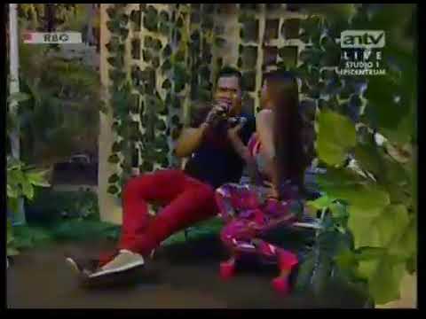 DEWI PERSSIK & SAIFUL JAMIL "GADIS ATAU JANDA"