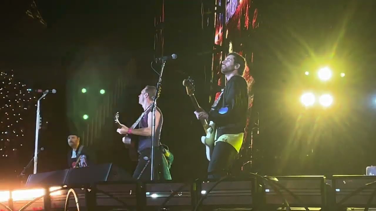Coldplay - YELLOW Live Music of the Spheres Tour 스타디움 실황